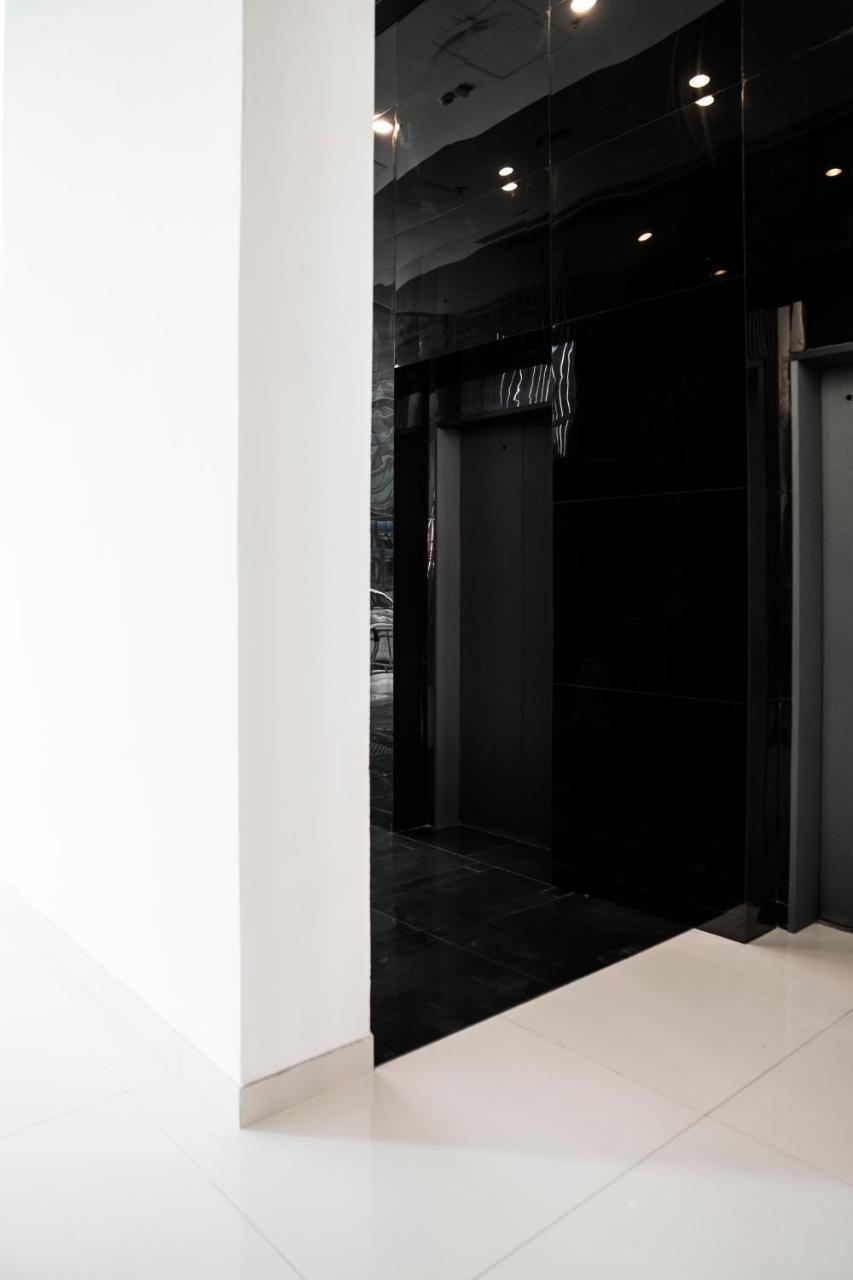 Iw Hotel Hong Kong Bagian luar foto